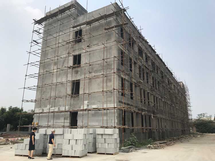 郑州市某电缆厂办公楼