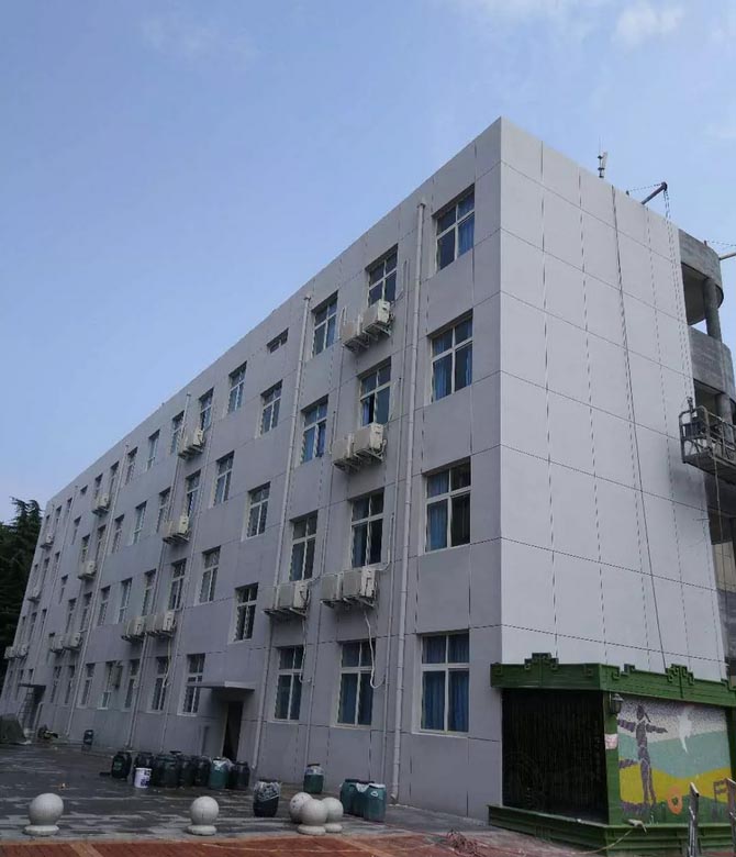 郑州某中学